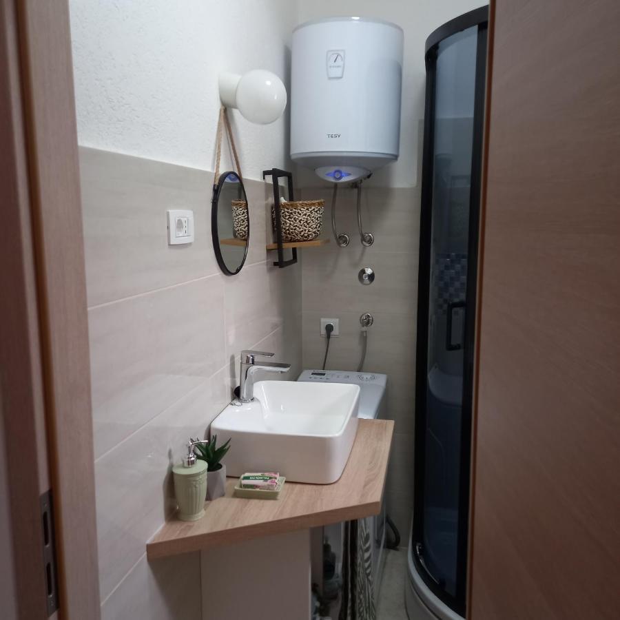 Kuca Za Odmor Skalina - Sea View Villa Splitska Eksteriør billede