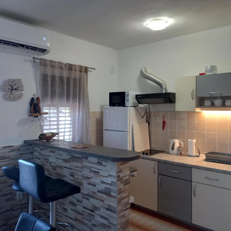 Kuca Za Odmor Skalina - Sea View Villa Splitska Eksteriør billede